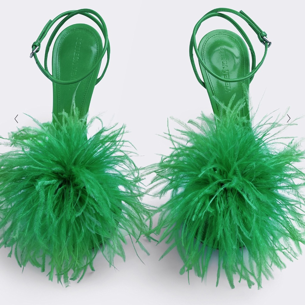Bottega FEATHER DOT “GREEN”
